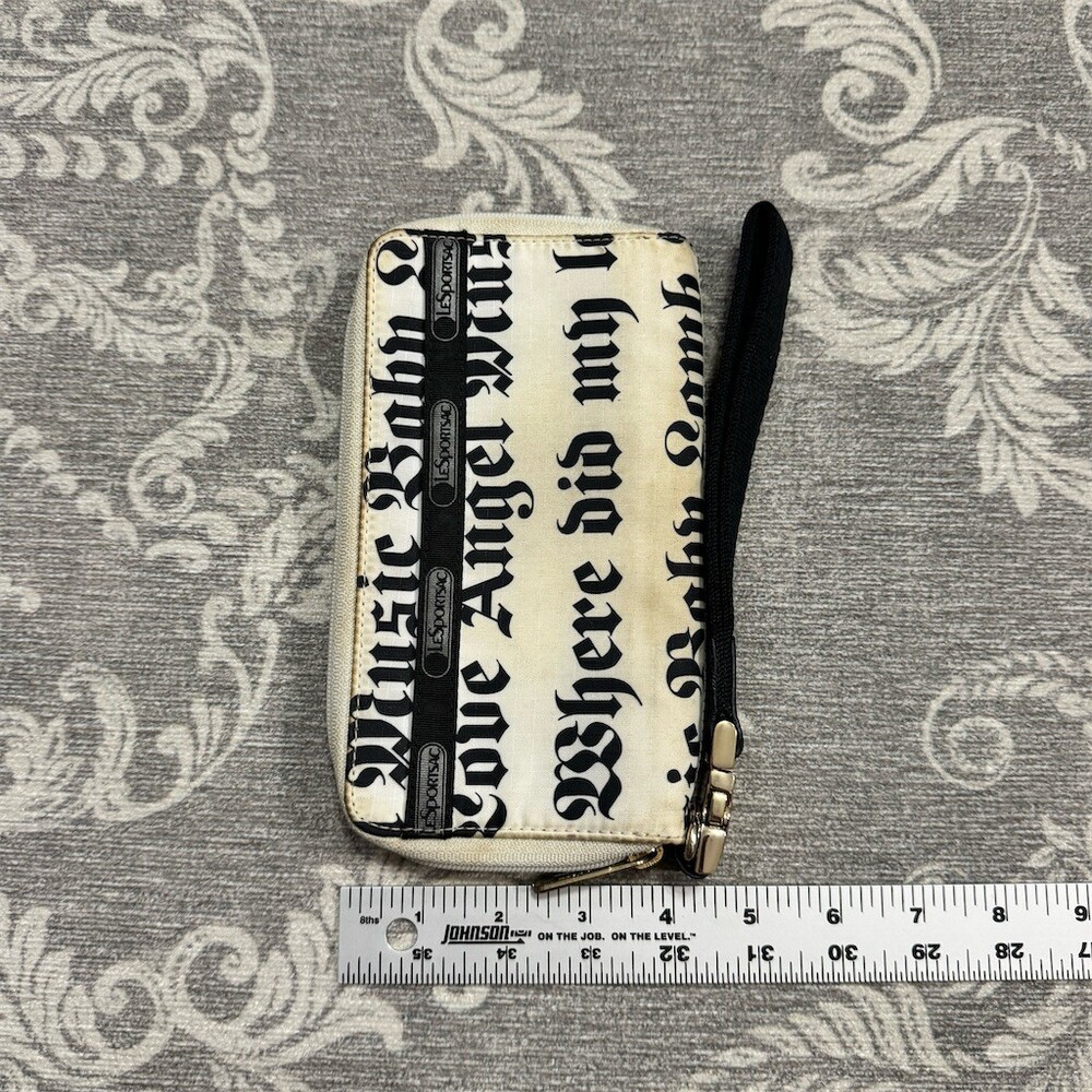 LeSportsac L.A.M.B by Gwen Stefani Wristlet Wallet White Gothic Script - Picture 4 of 8
